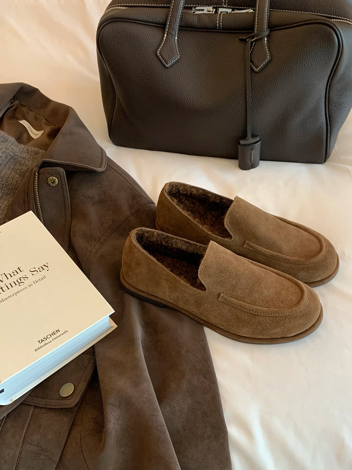 New Suede Leather Loafers Woman Round Toe Slip-on Casual Flat Shoes Wool Warm Winter Shoes Outdoors Walk Shoes Women