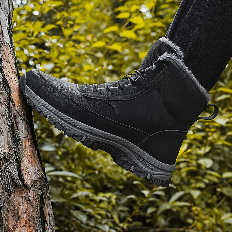 New Men's Hiking Boots Thickened Non-Slip Warm Flat High Top Boots Casual Winter Outdoor Leather Snow Boots Oversized Work Boots