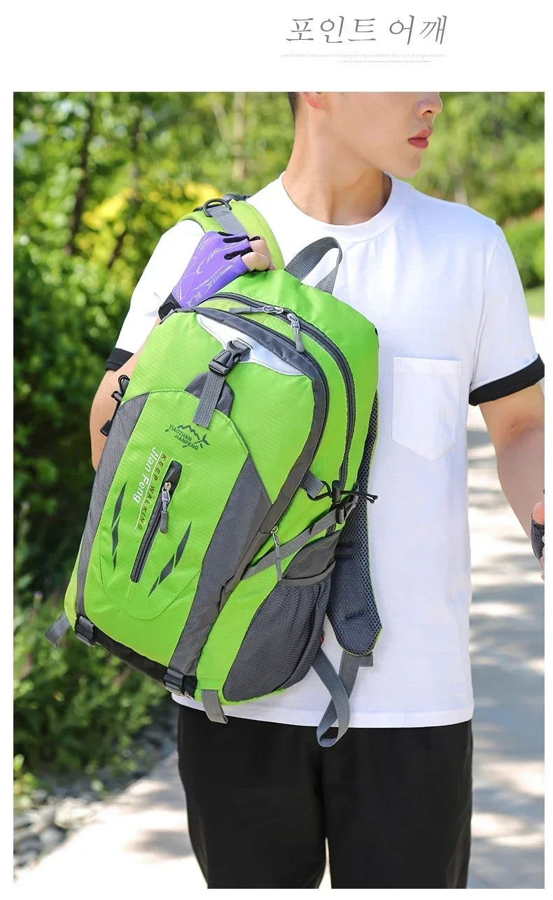 2026 Outdoor Travel Backpack Big Capacity Fashion Travel Backpacks Men Climbing Backpack Classic Sport Travel Backpacks