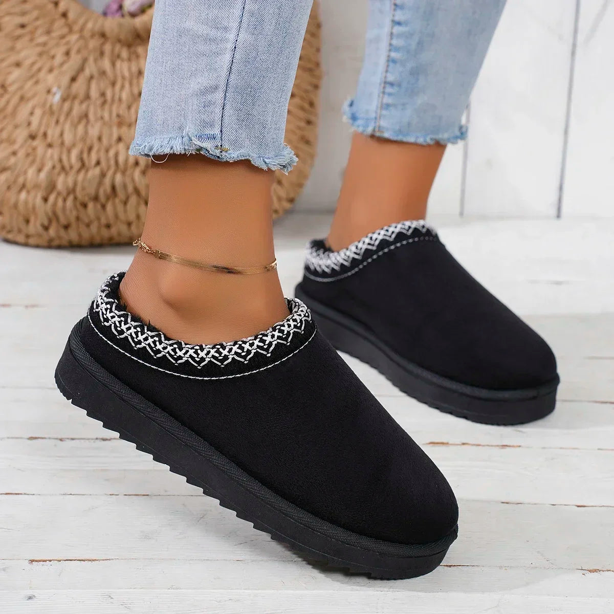 Winter 2024 New Cashmere Warm Thick Sole Heelless Covered Half Mop Cashmere Warm Uggs