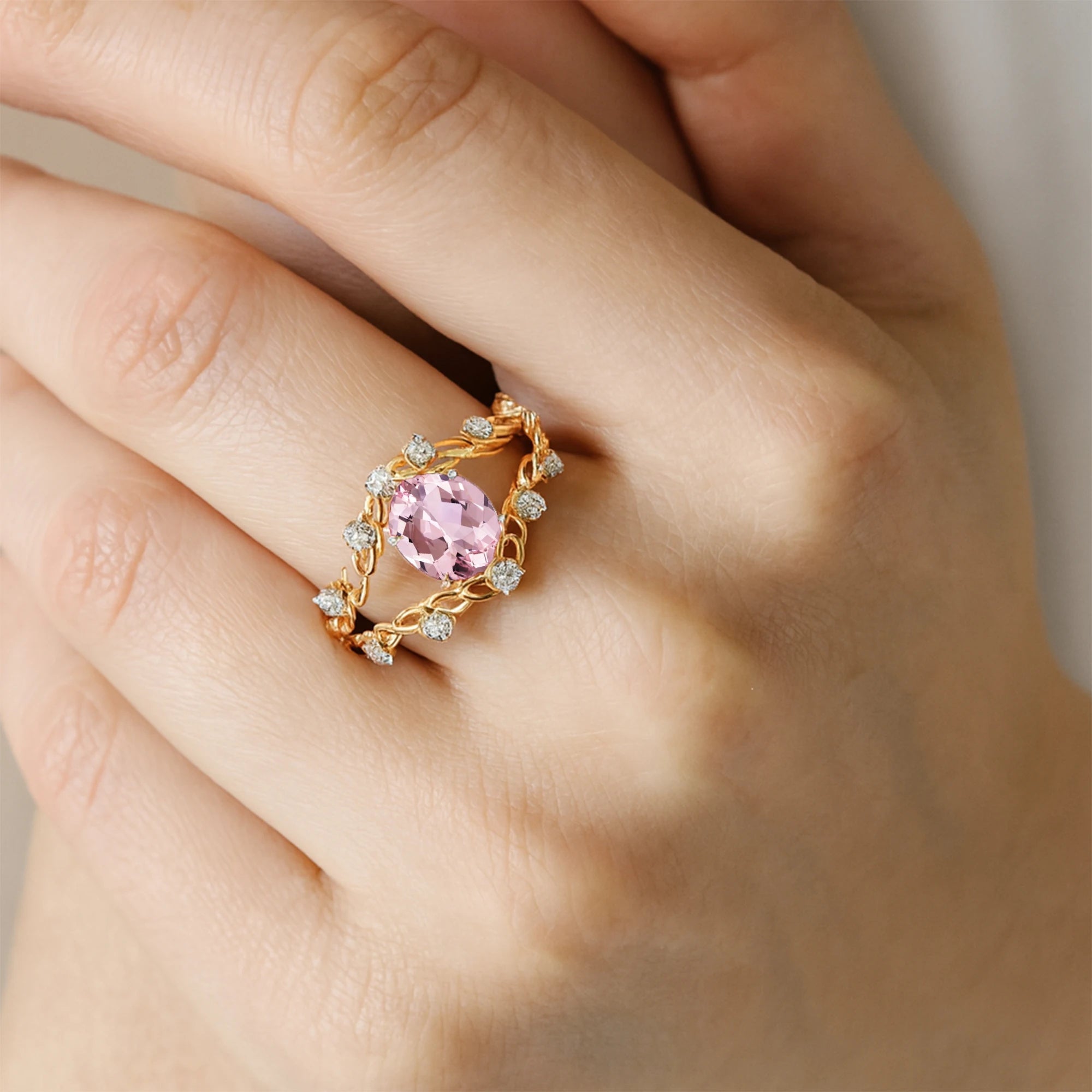 Classic Design Oval Cut 1.1 Ct Natural Morganite Gemstone Rings in 18k Solid Gold With Natural Diamonds Fine Bridal Rings OEM