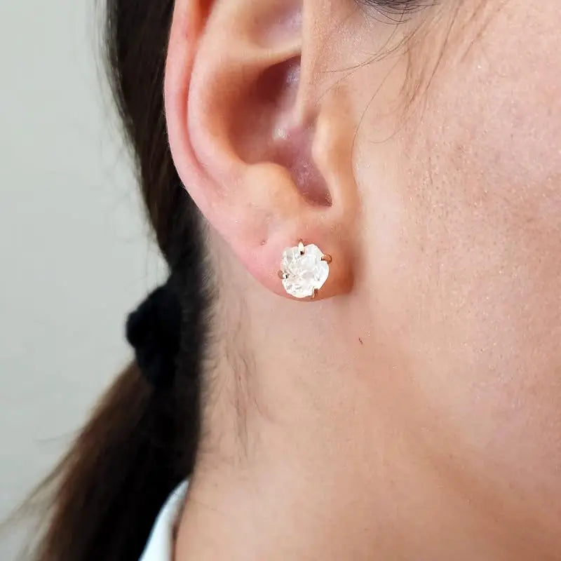 5-7mm Raw Crystal Quartz Stone Rose Gold Plated Prong Set Stud Earring Handmade Dainty Minimalist Clear Gemstone for Women