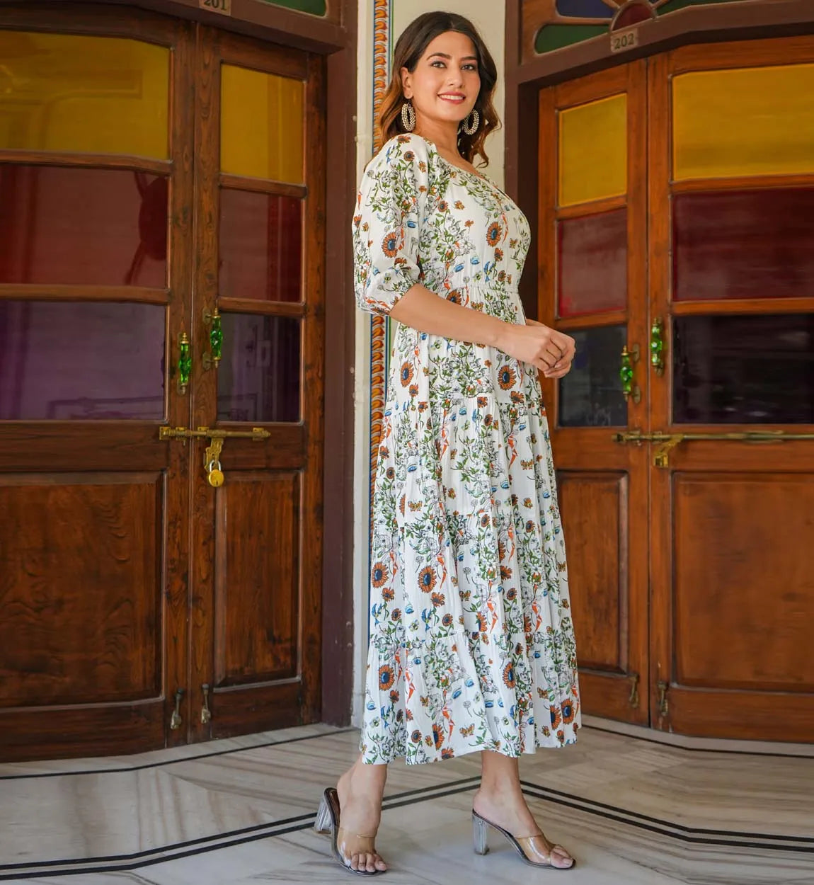 Wholesale Formal White Floral Printed Rayon Tiered Dress for Women square Neck Three-quarter Sleeves High Quality Elegant Summer