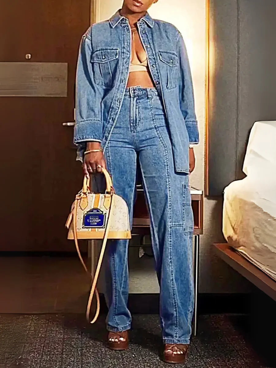 Women’s High-Waist Straight-Leg Cargo Jeans – Light Wash