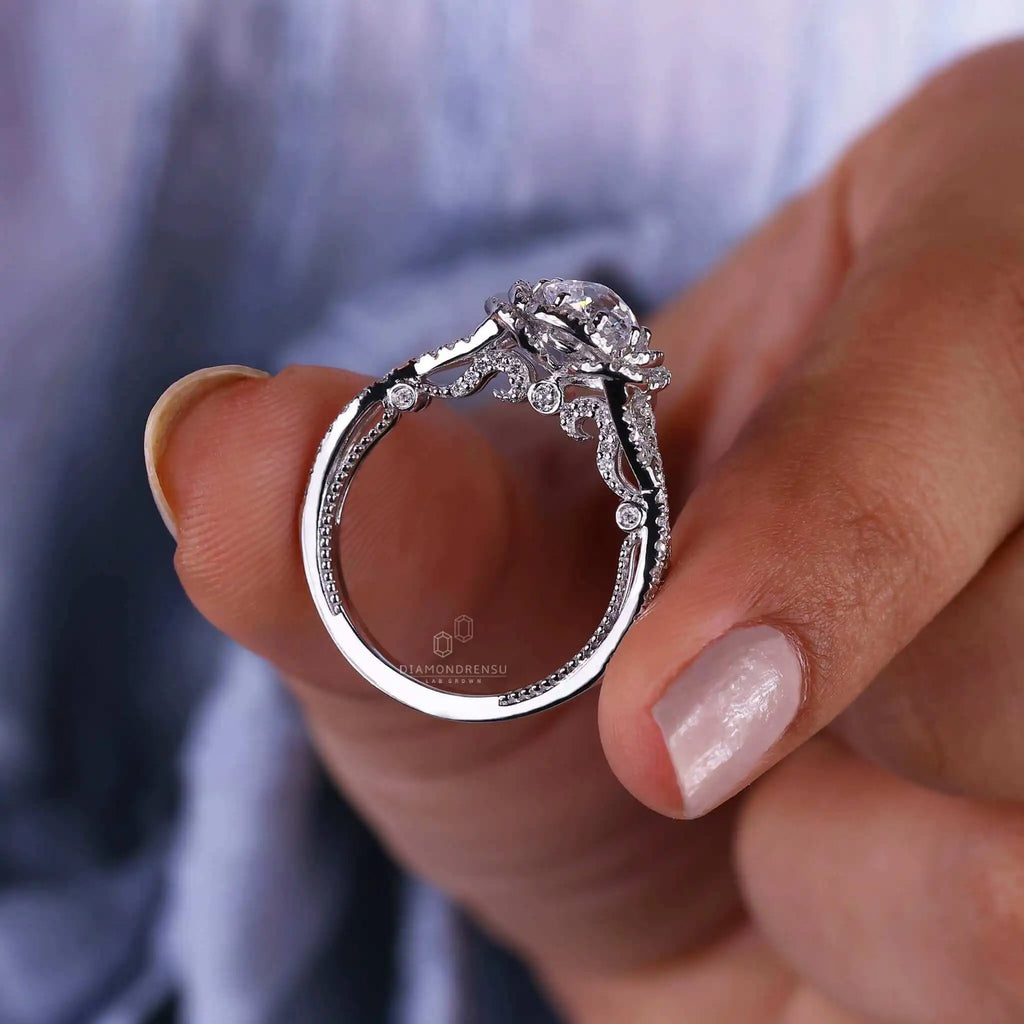 Best Selling Real Gold Rings for Women New Design 14kt White Gold Flower Style Jubilee Cut Lab Grown Diamond Engagement Ring