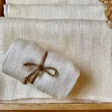 Hot Price Multi-Purpose Beige 30x30cm Silk Hand Towel Sustainable and Anti-Bacteria From Vietnamese Supplier