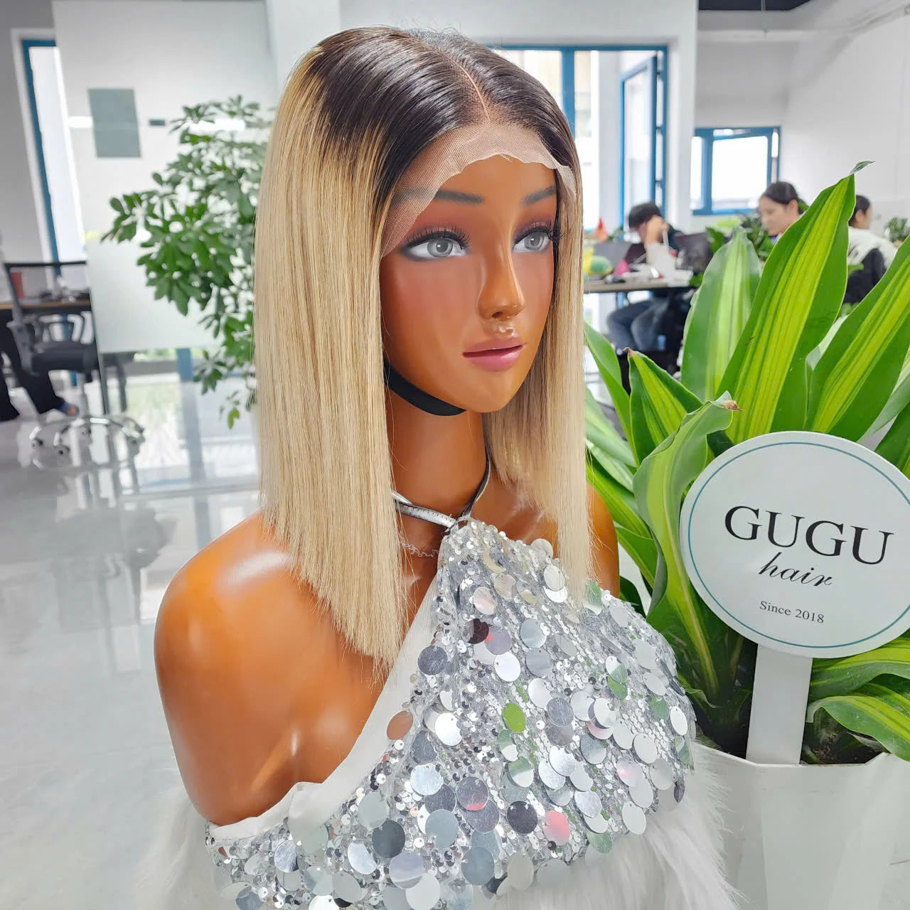 100% Vietnamese Luxury 10 Inch Glueless Wig Customized Ombre 613 Color Human Hair Natural Hair Products for Black Women
