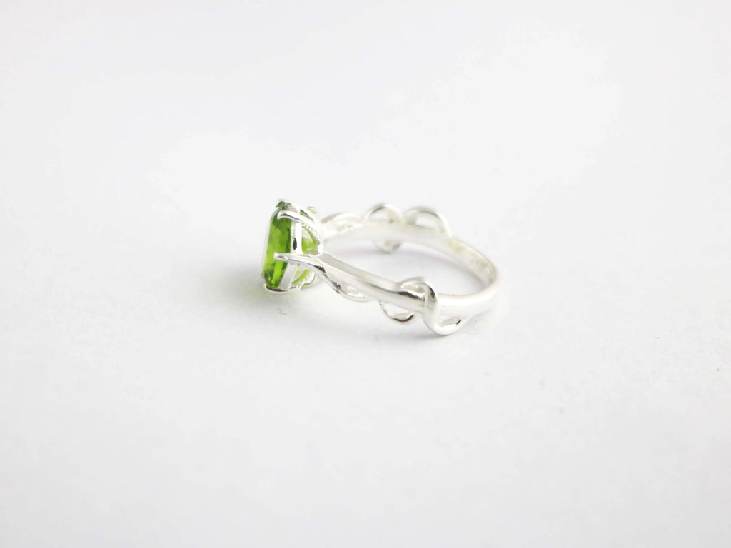925 Sterling Silver Solitaire Peridot Quartz Prong Set Ring For Women