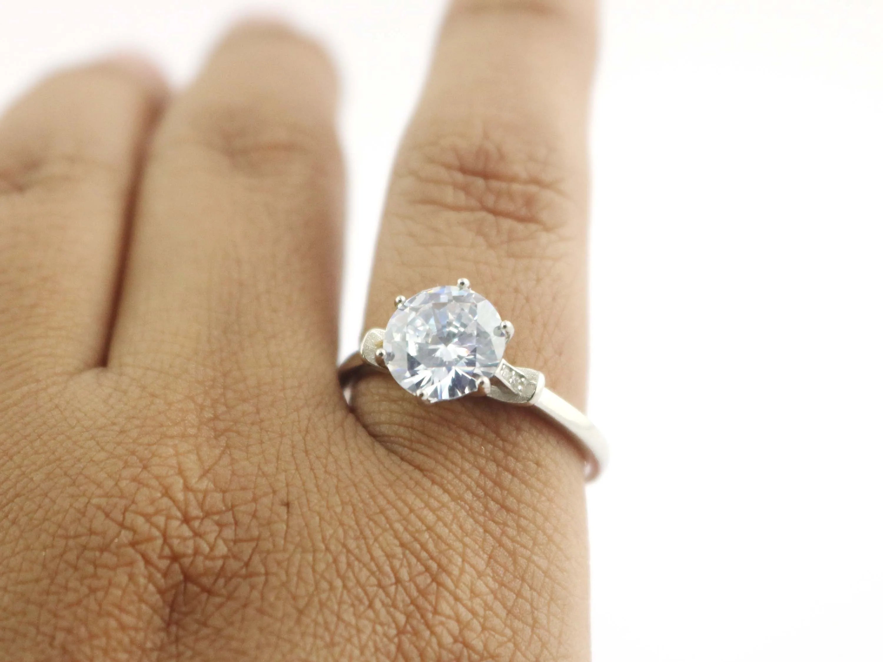 925 Sterling Silver Solitaire Prong Cubic Zirconia Engagement Ring For Women