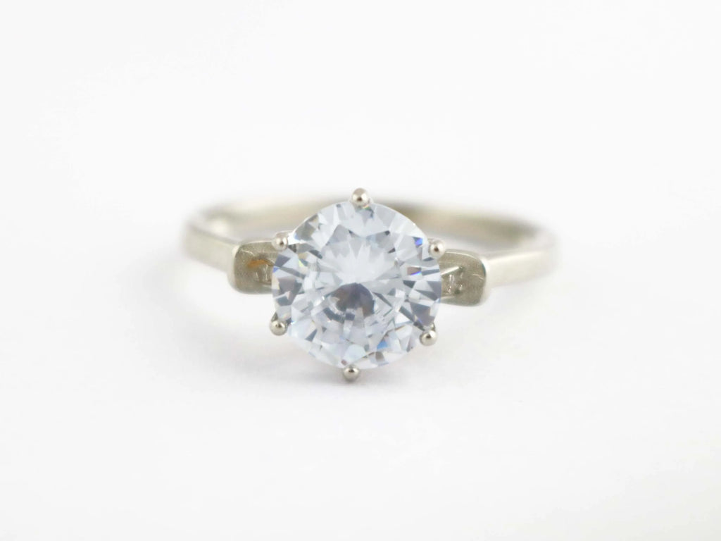 925 Sterling Silver Solitaire Prong Cubic Zirconia Engagement Ring For Women