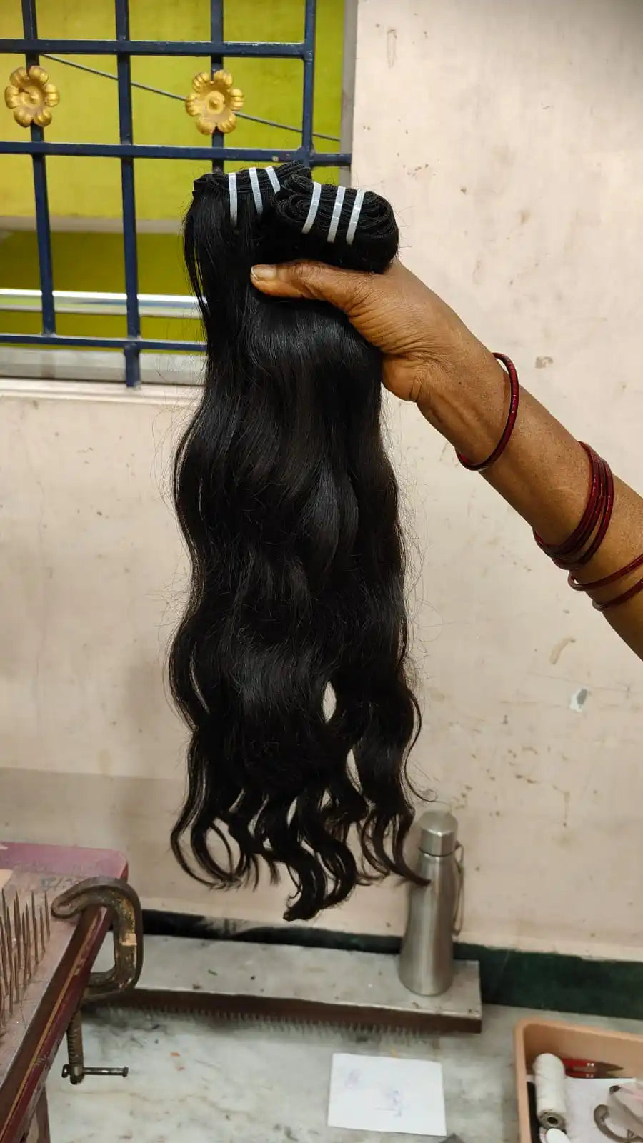 Natural Indian Raw Unprocessed Soft and Silky Remy Single Drawn Temple Raw Indian Virgin Human Hair,raw Indian double Weft Hair