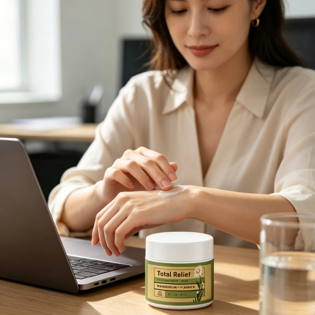 Total Relief Soothing Nerve Cream Deep Nourishing Skin Prevents Dryness Reduce Tightness Long Lasting Hydration Skin Relief Balm