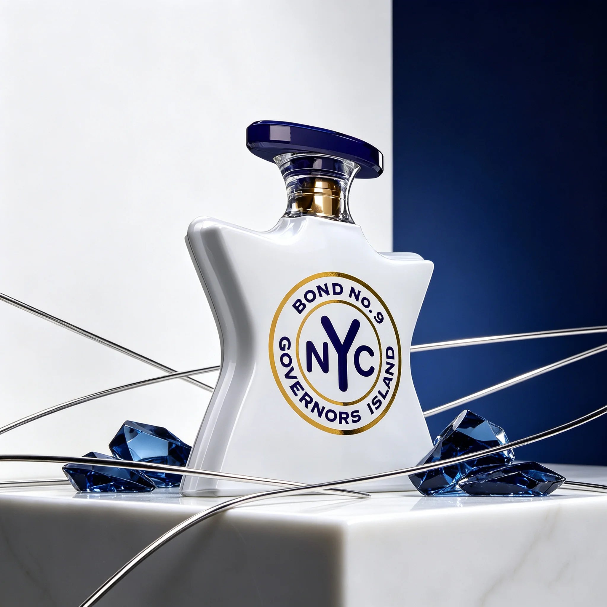 Bond No. 9 New York Governor's Island Eau de Parfum Spray for Unisex – Crisp Woody Aromatic & Resinous Scent, Bergamot, Incense, Vetiver & Amber, Long-Lasting Luxury Fragrance, Perfect Gift, 3.4 fl oz / 100 ml