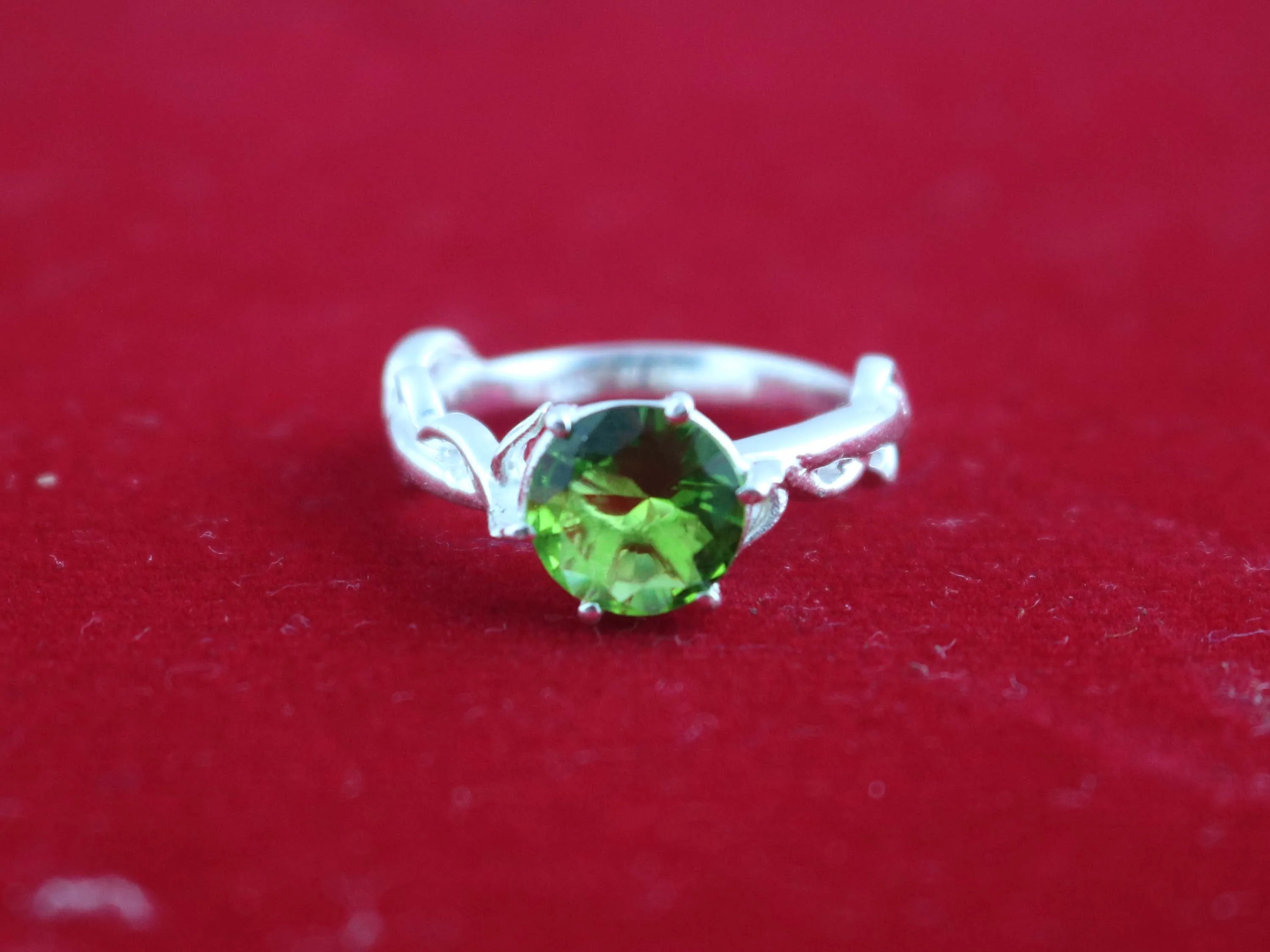 925 Sterling Silver Solitaire Peridot Quartz Prong Set Ring For Women