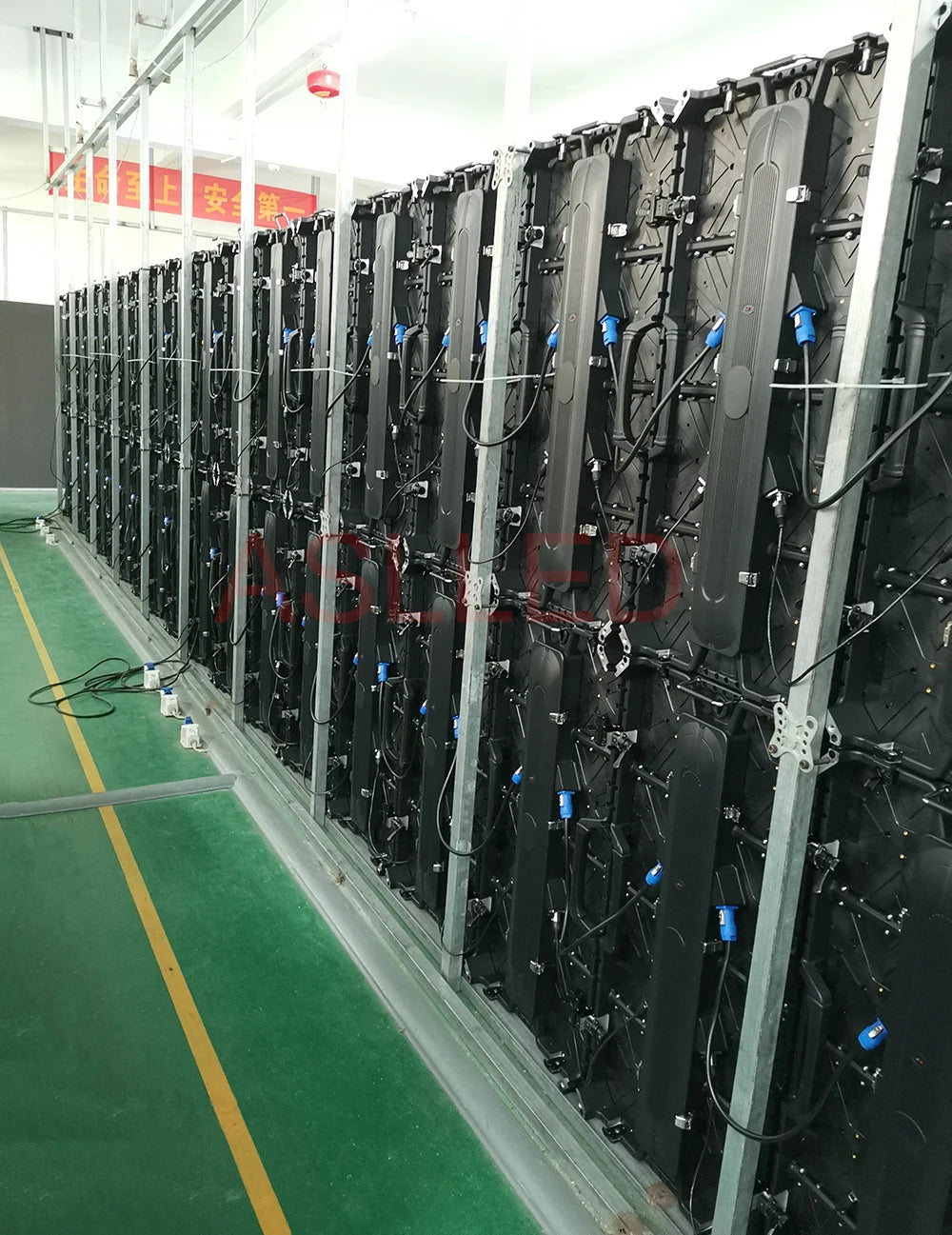 LED stage rental screen 500X1000mm panel P3.9 outdoor high brightness LED matrix screen factory customization