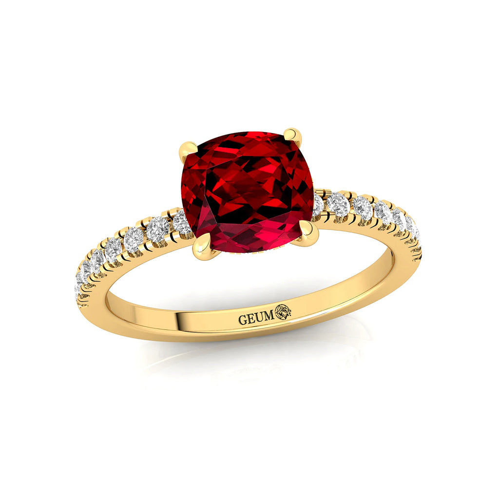 18k Solid Gold Real Diamond & Natural Red Garnet Handmade Engagement Rings Luxurious Birthstone Jewelry at Wholesale Prices OEM
