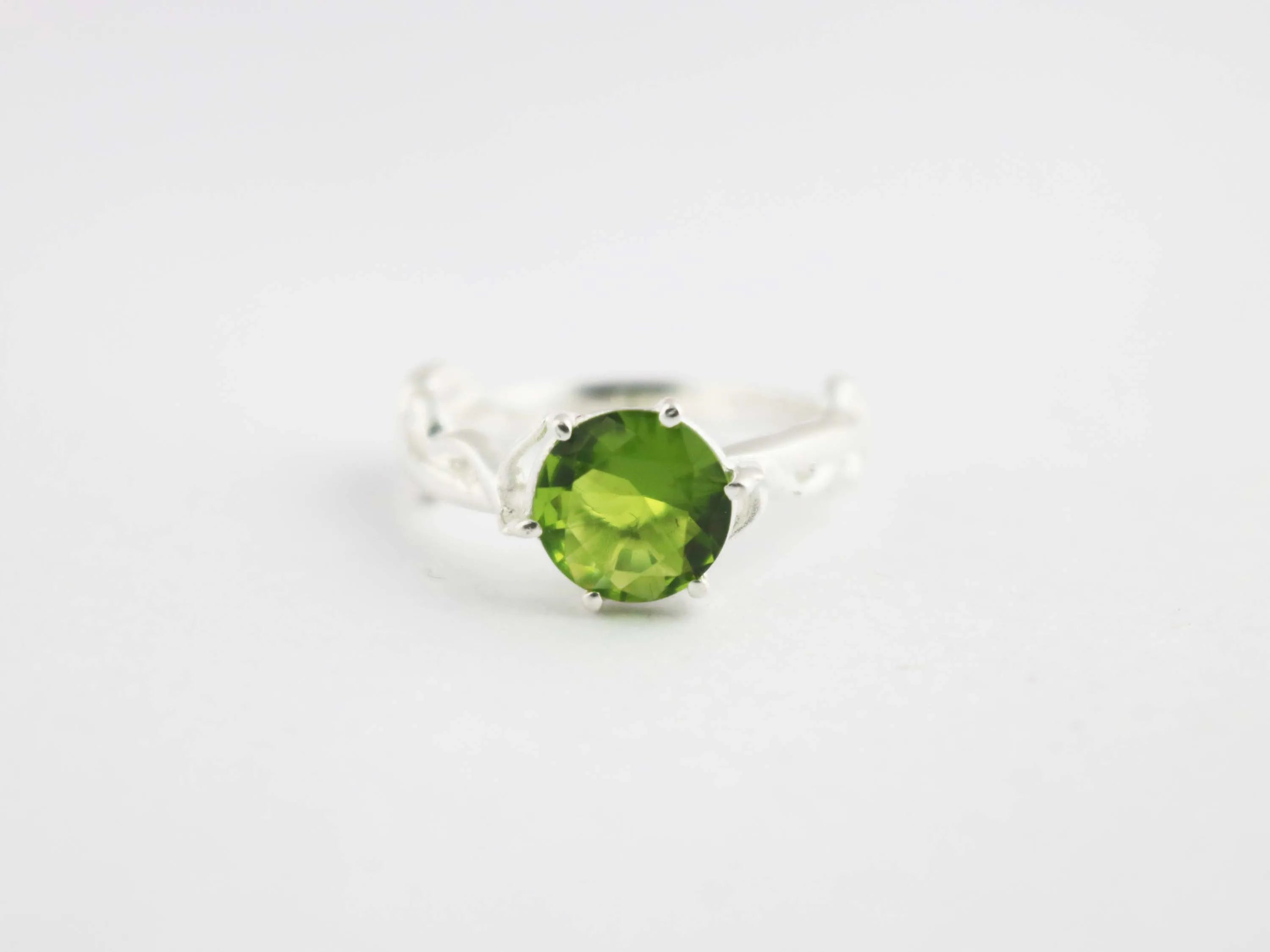 925 Sterling Silver Solitaire Peridot Quartz Prong Set Ring For Women