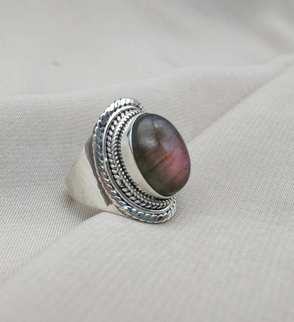 Natural Labradorite Gemstone Ring 925 Sterling Silver Handmade Oval Prong Setting Third Party Certified Wedding Party Jewelry