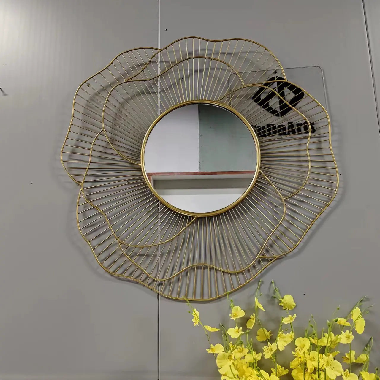 76X72CM  Large Metal Flower Art New Wall Bedroom Makeup Mirrors Bathroom Home Decor Luxury Frame House Hanging Dropshipping DDP