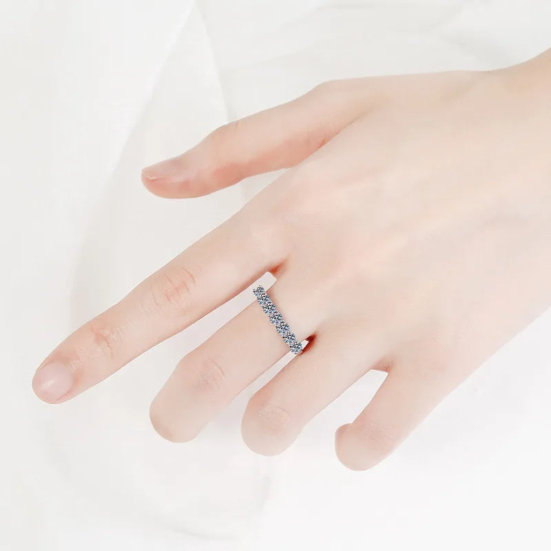 OAHLAN Fashion Jewelry Reach Approved 0.7ct Round Cut VVS1 925 Sterling Silver Moissanite Rings for Women Wedding Engagement