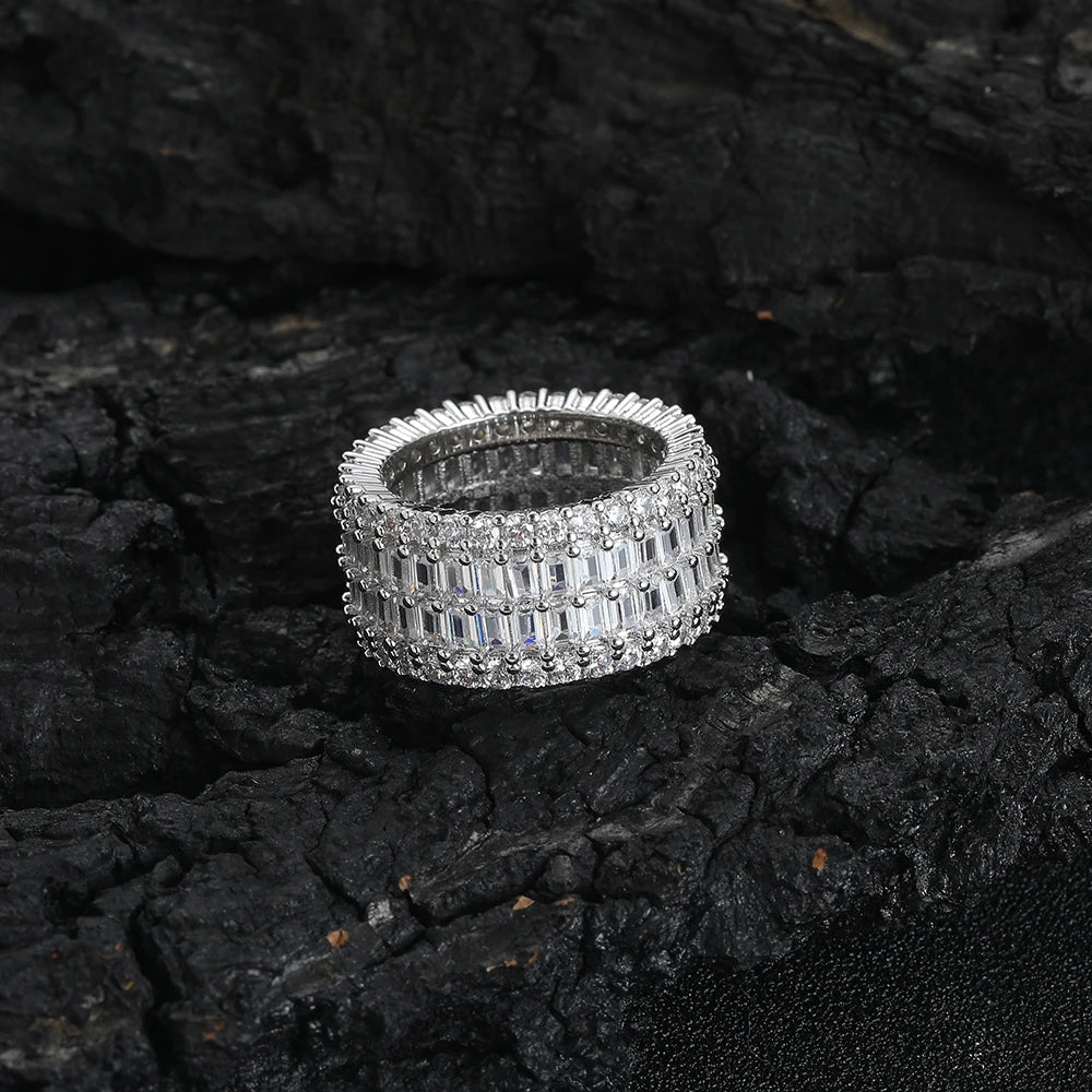 R069 Iced Out Gold Plated Men and Women's Hip Hop Rings with Inlay Cubic Zircon Fashionable Trendy Jewelry for Gift