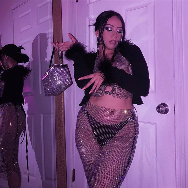 Sexy Rhinestones Fishnet Party Crystal Deep V Crop Top Rhinestone Chainmail Halter Draped Bra Ladies Club Crop Top
