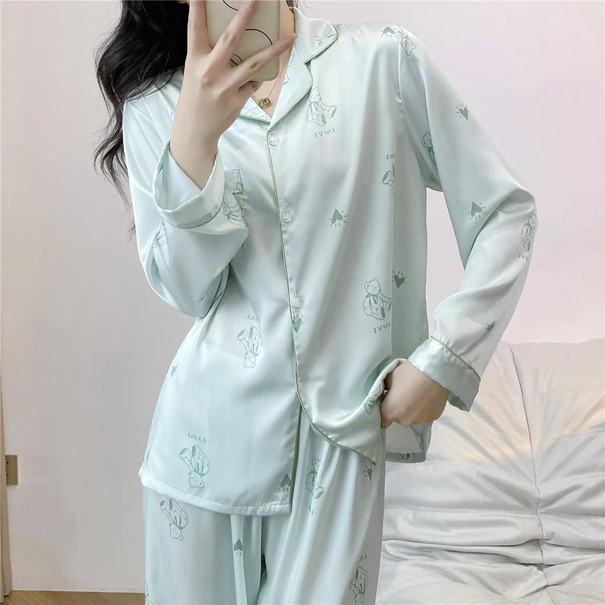 Best Selling Design Women's Silk Pajamas Long Sleeve Two-piece Set Cartoon Print Sleepwear Girls Cheap Nightwear Wholesale