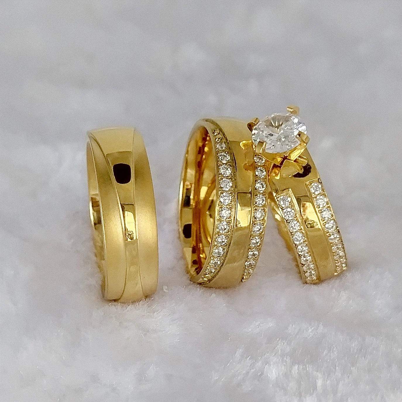 24K Gold Stainless Steel Wedding Bands 3pcs Classic Bridal Sets Love Lovers Number Wedding Rings 18K Discount Fashionable Styles