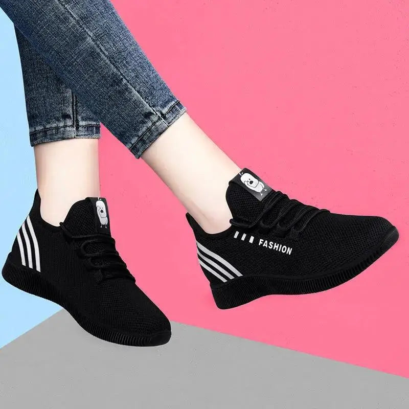 Spring New Women's Shoes Women's Leisure Walking Shoes Women's Soft Soles Are Comfortable