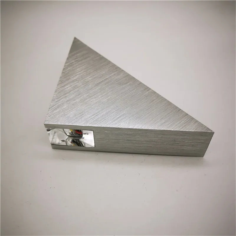 Indoor LED Lighting Aluminium 3W Wall Lamp Brushed Silver Triangle Shape Modern Bedroom Beside Light for Home Decor AC110V 220V