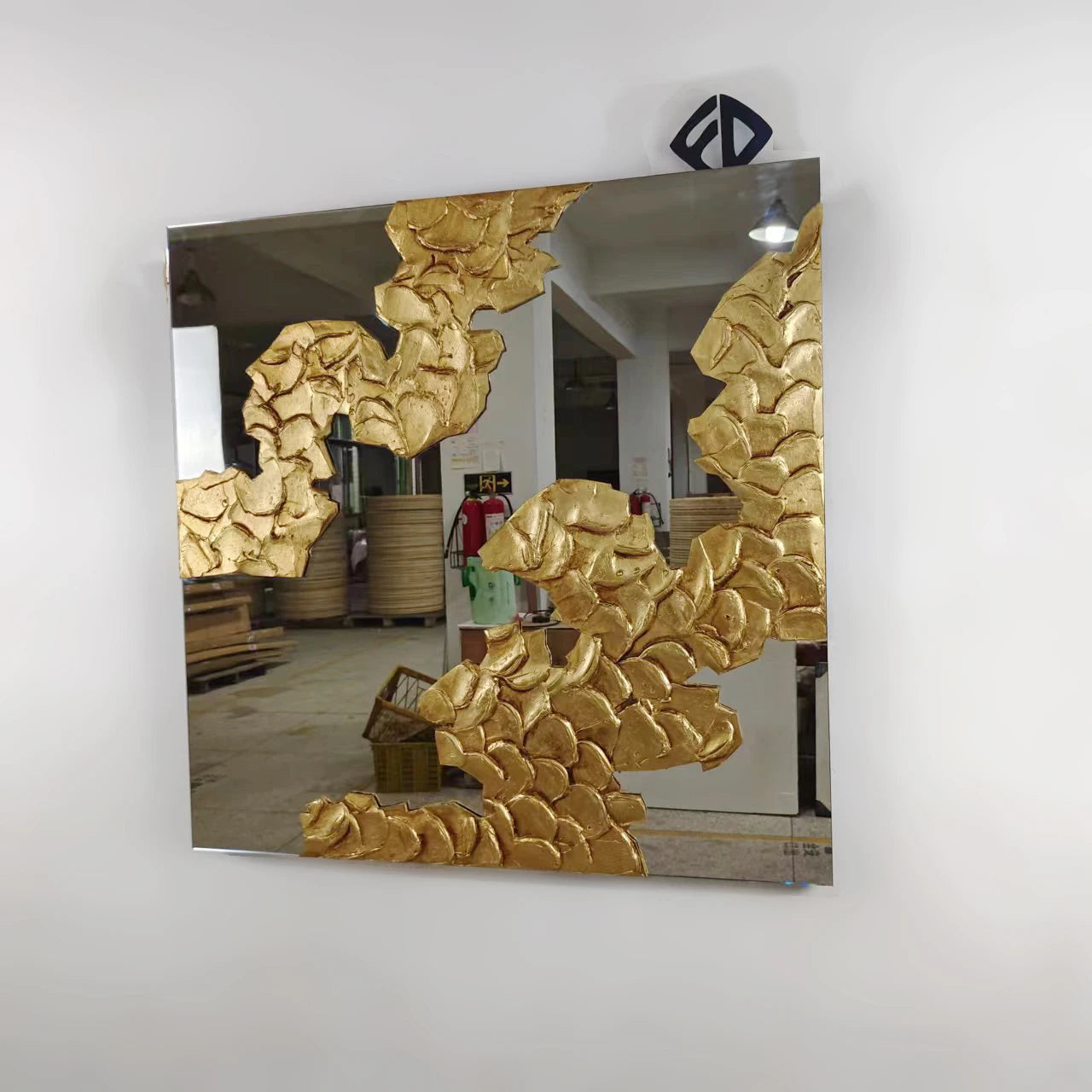 100CM Golden Dropshipping Products 2025 Large Wall Bedroom Makeup Mirrors Bathroom Home Decor Luxury Art Frame House Decoration
