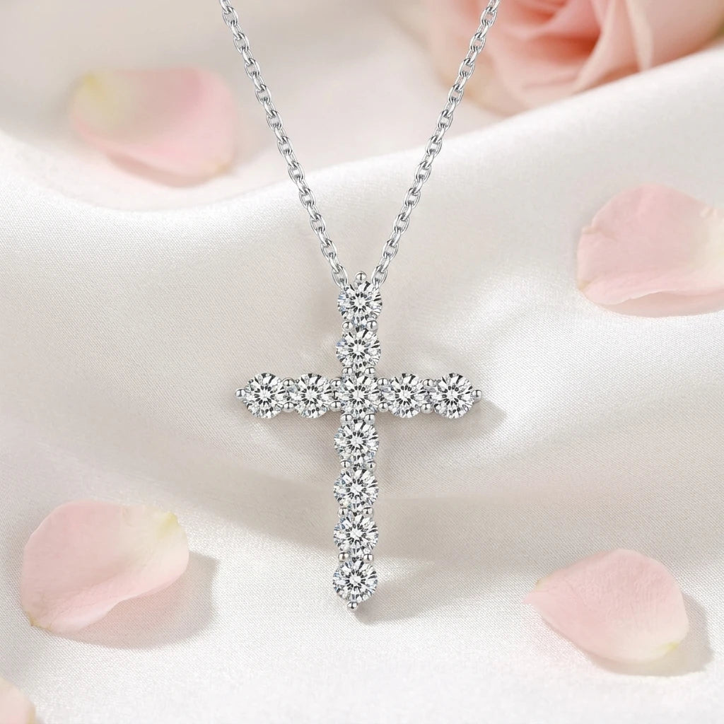 Niche Designer Statement Cross-border Jewelry, 18K Gold Cross Pendant O-shape Clavicle Chain With Cultivated Diamond