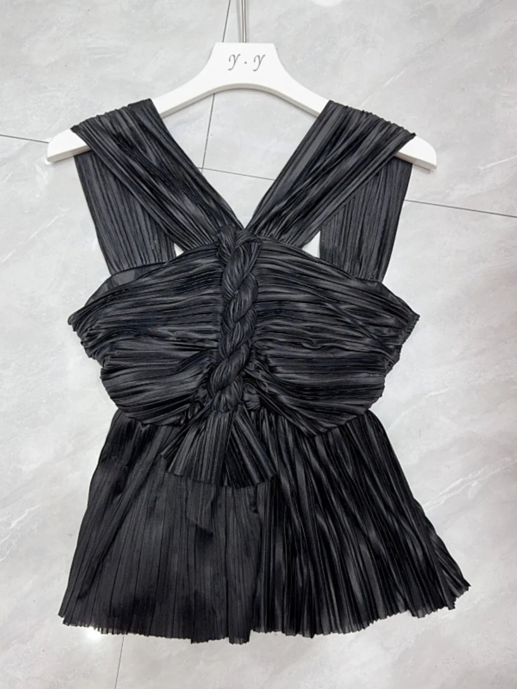 Boutique Wholesale 2026 Summer New Style Fashionable Temperament High-end Feeling Slim Fit and Slimming Women's Shirt