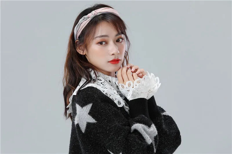 Women Hollow Detachable Sleeve Fake Cuffs Ladies Detachable Shirt Multi Layer Ruffles Solid Color White False Cuffs Wristband