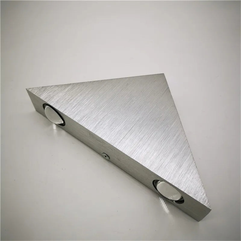 Indoor LED Lighting Aluminium 3W Wall Lamp Brushed Silver Triangle Shape Modern Bedroom Beside Light for Home Decor AC110V 220V