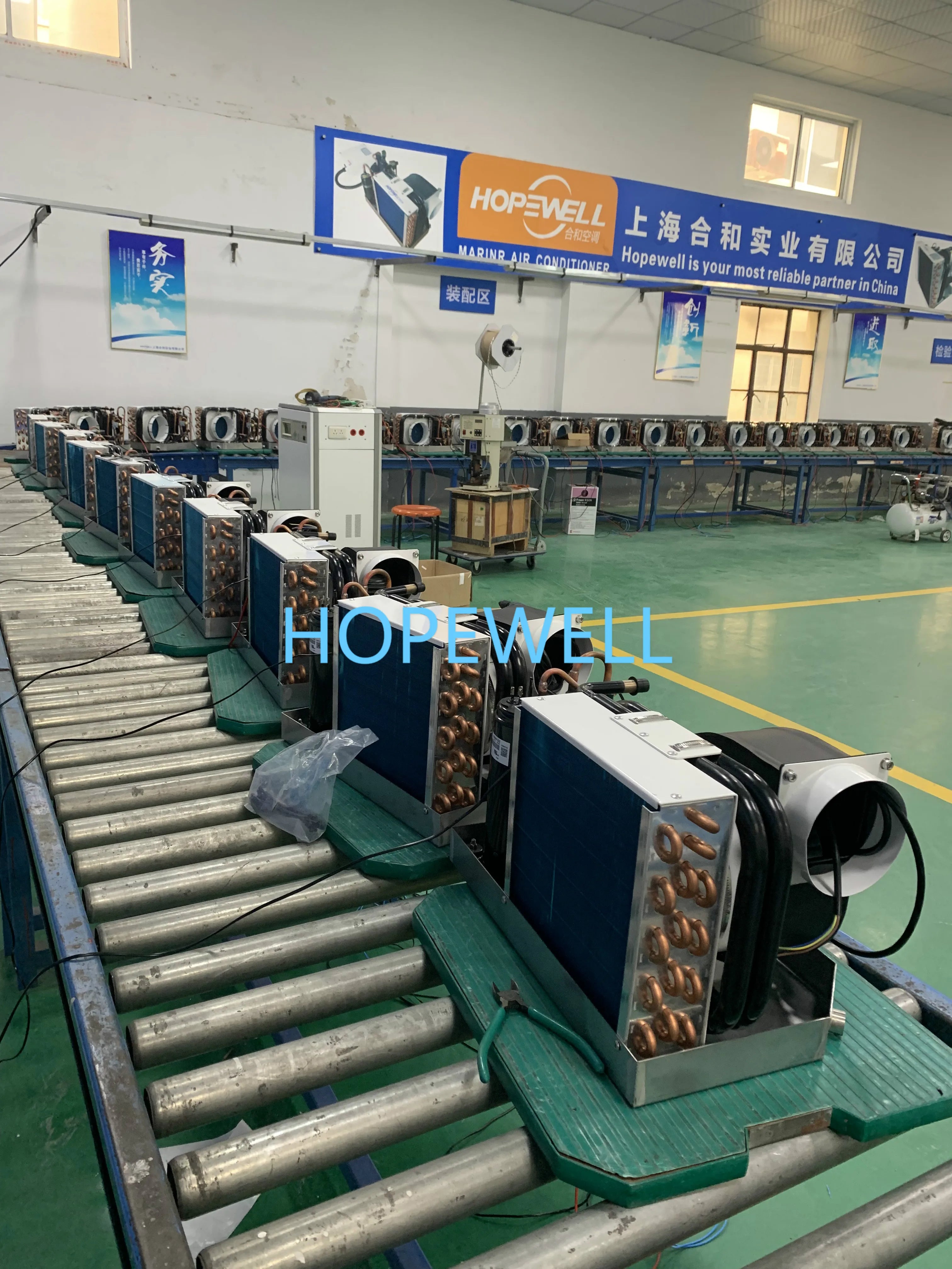 2025 NEW  Made in China Compact Packaged Heat Pump Marine Air Conditioner