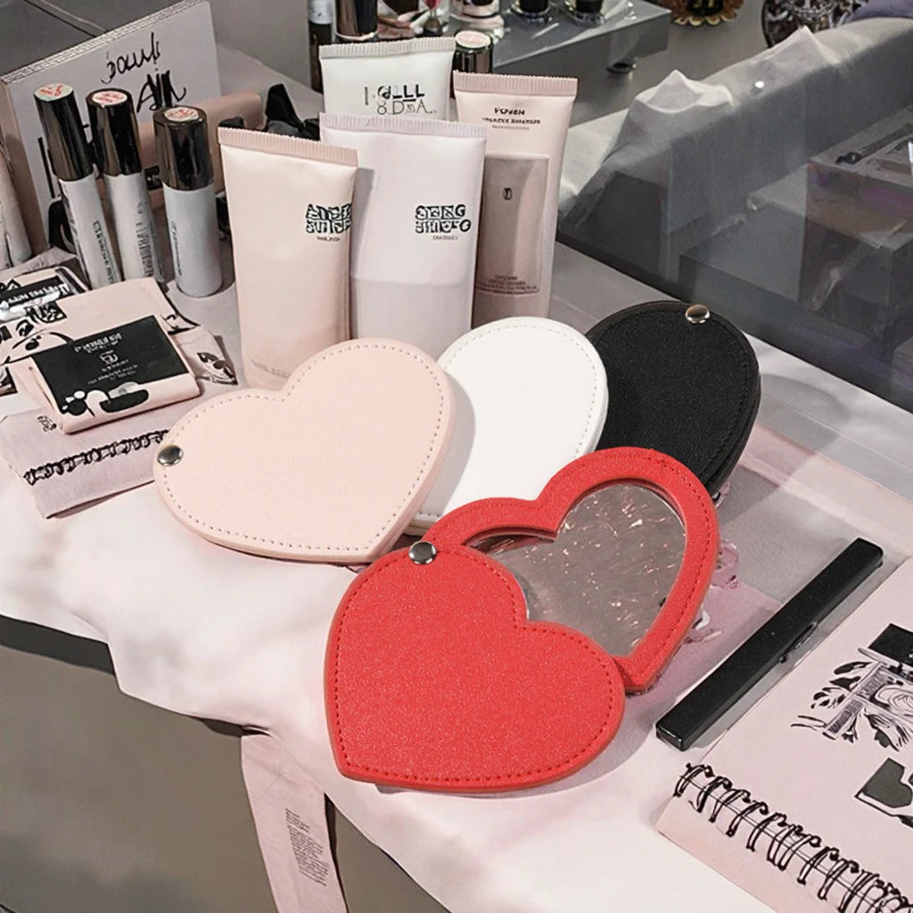 YY Fashionable Heart-Shaped Compact Pocket Mirror for Women & Girls Mini Purse Mirror  Holder