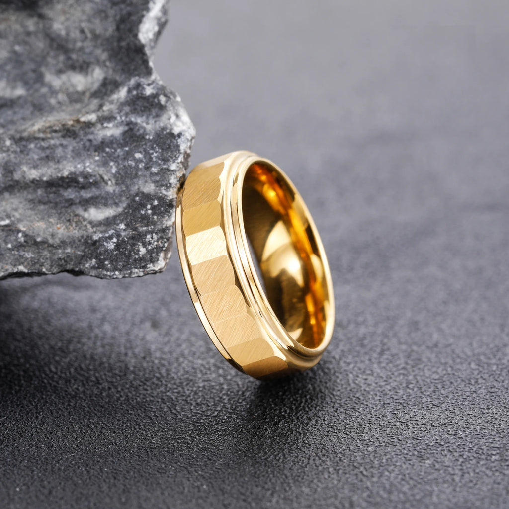 OAHLAN Fashion Jewelry 8mm Hammered Gold Plated Tungsten Carbide Rings for Men Gold Inner Engagement Band Drop Shipping