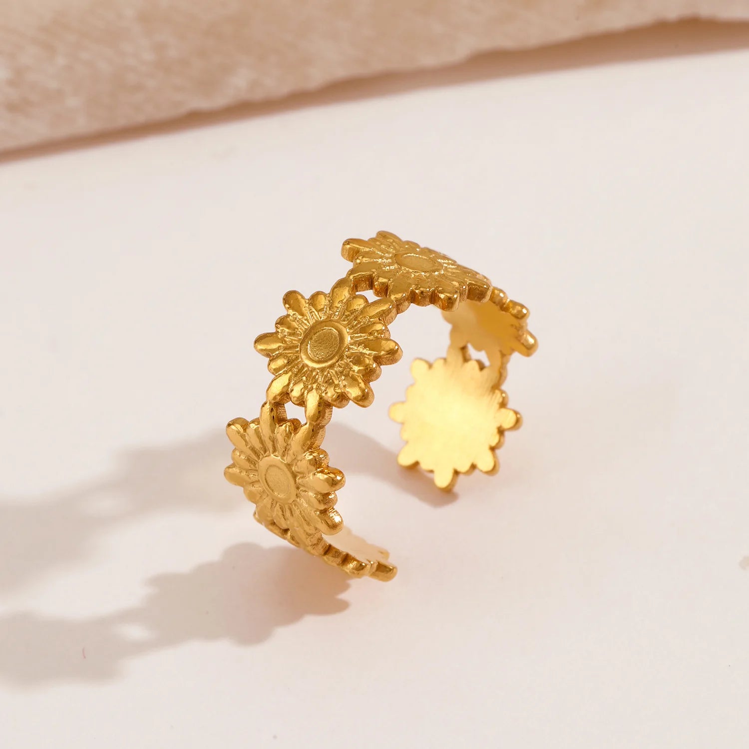 French Retro Opening Adjustment Flower Adjustable Ring Wide and Minimalist Fashion Jewelry Rings Ladies Light Luxury Ornaments