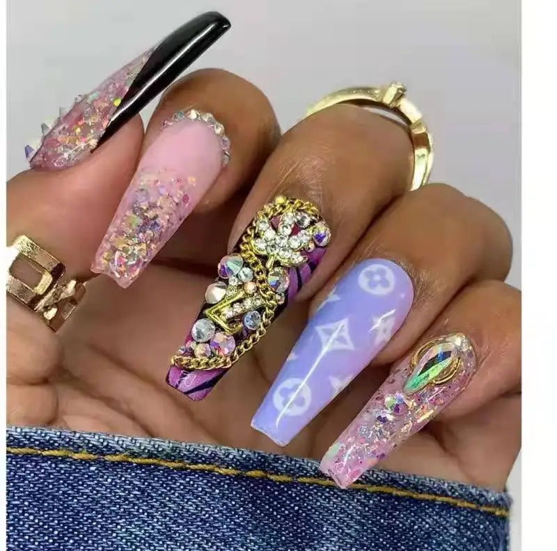 2026 Handmade New Arrival Press-On Nails False Artificial Fingernails with Design for Finger Application Includes Packaging Box
