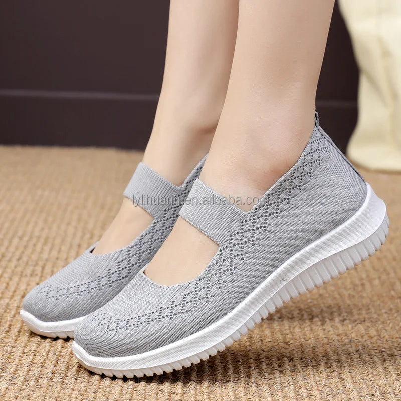 New Arrivals Fashion Female Flat Sandals Casual Summer Shoes for Women and Ladies Sneaker