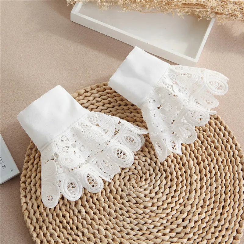 Women Hollow Detachable Sleeve Fake Cuffs Ladies Detachable Shirt Multi Layer Ruffles Solid Color White False Cuffs Wristband