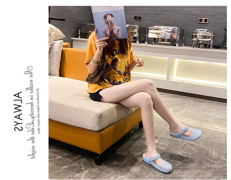 New Summer Jelly Sandals Women Outdoor Casual Slip On Garden Beach Shoes Female Rubber Clogs Non-slip Slides Breathable Slippers