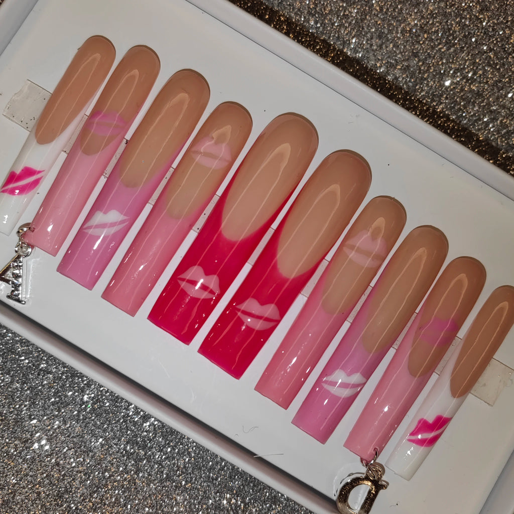 2024 Newest Wholesale Private Label Handmade Press Nails Ins Most Popular Trending Artificial Fingernails Acrylic Full Design