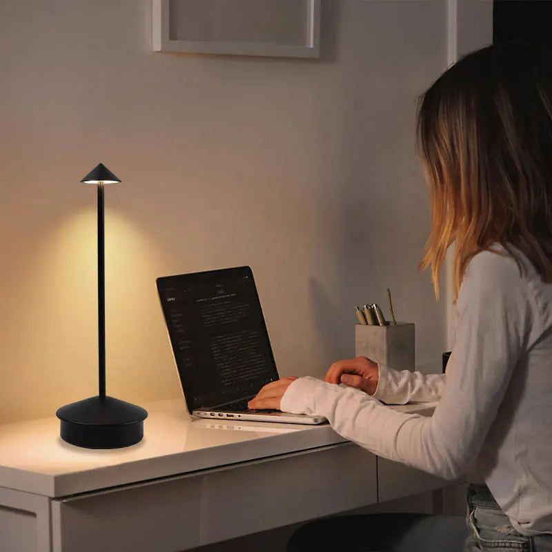 Modern Simple Luxury Mini Cordless LED Table Lamp Crystal Shade E14/E26 Touch Control Eco-Friendly Rechargeable for Hotels