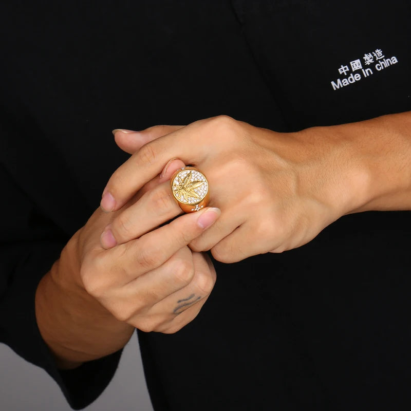 Men's Ring HIP Hop Iced Out Bling Gold Stainless Steel Micro Paved Rhinestone Maple Leaf Rings Cross Diamond Ring