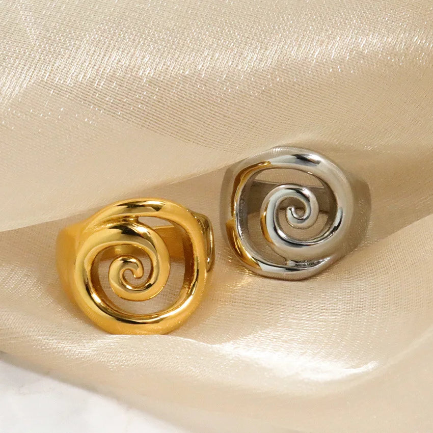 18K Gold Plated Stainless Steel Sea Series Rings Princess Cut Fashion Jewelry Waterproof Hypoallergenic for Wedding Engagement
