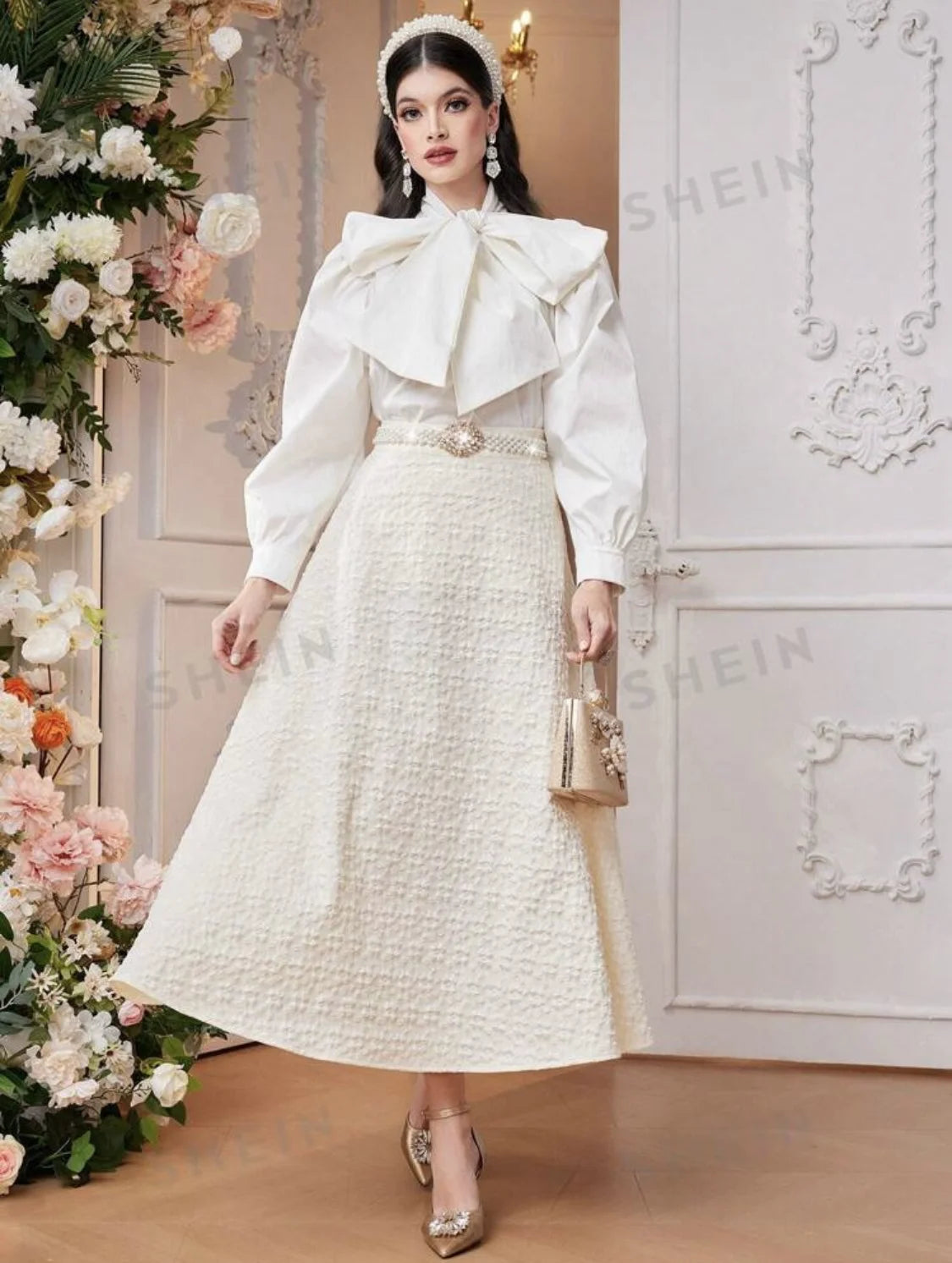 Fukro 3D Textured Weaved Woven Jacquard Detailed Embossing Fabrics for Making Women Cheongsam Floral Jacquard Dresses Clothings