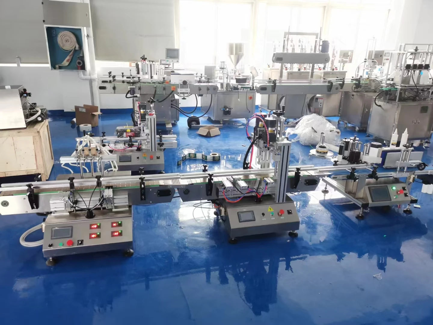 Desktop Automatic Small Chemical Shampoo Essential Oil Perfume Liquid Bottle Filling Capping Labeling Machine with PLC Engine