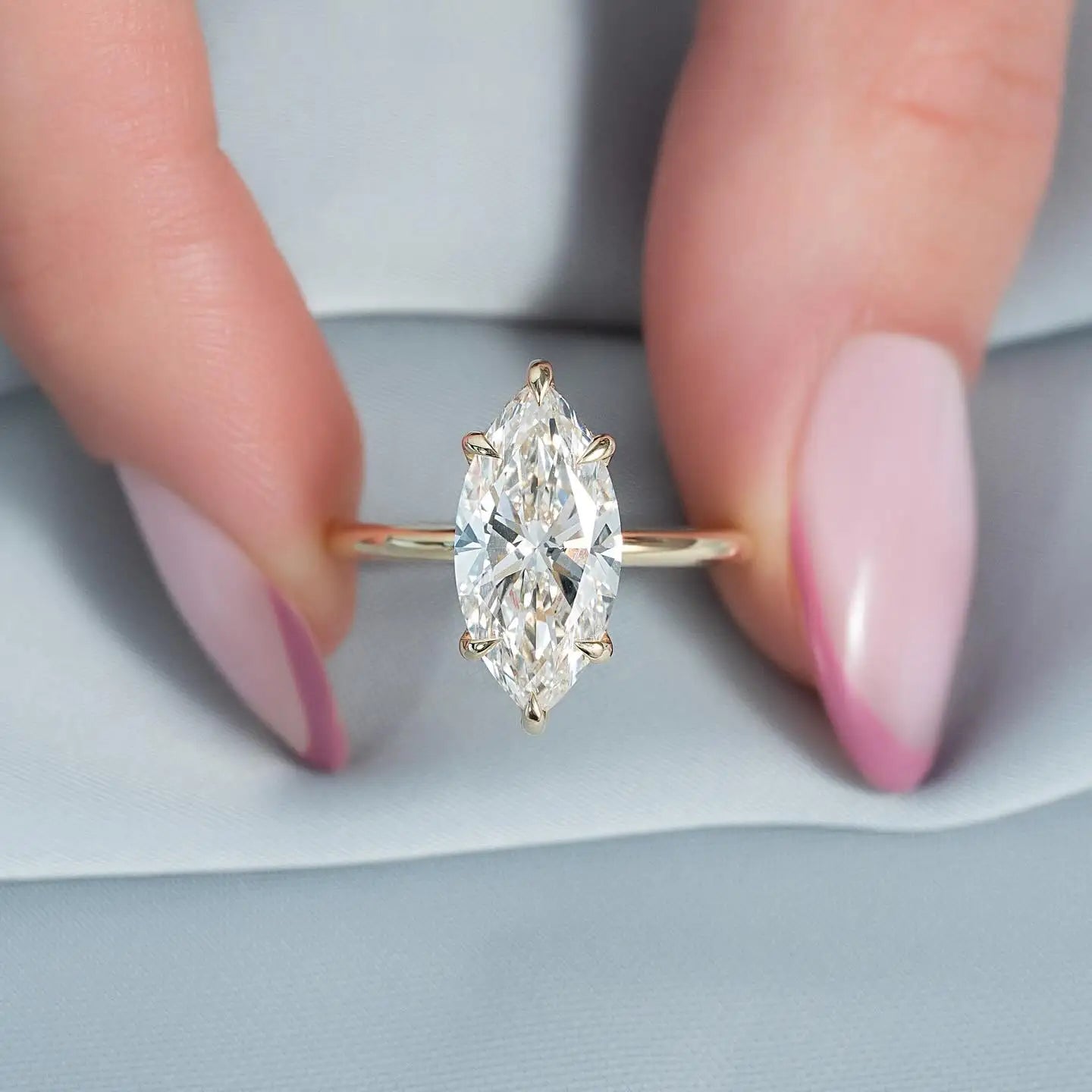 Wholesale Custom Solid Silver & 925 Sterling Women's Engagement Rings with Moissanite for Weddings